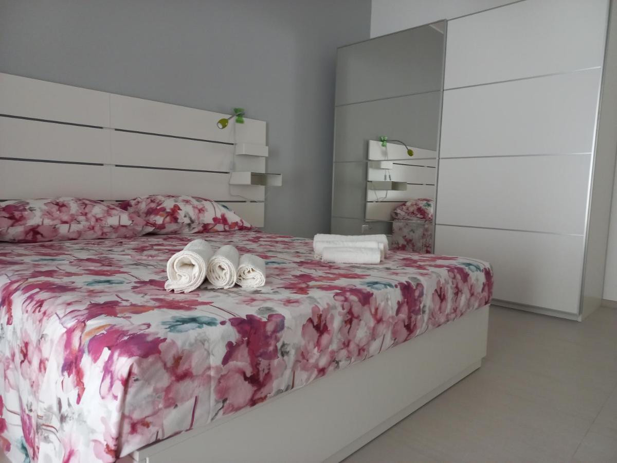 Laguna House Càbras Eksteriør billede